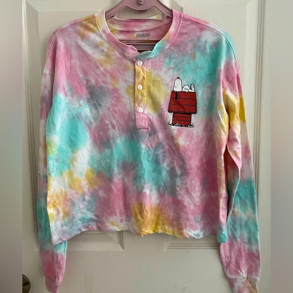 Tie-dye, cropped Peanuts Snoopy t-shirt, size XS